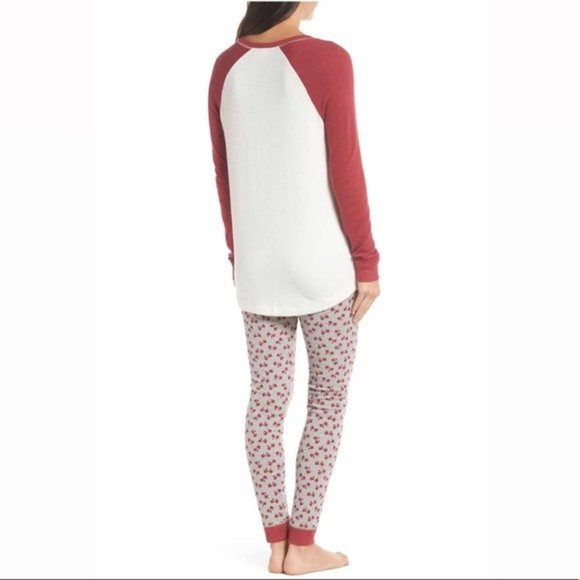 Make+Model Pajama Set Holiday Burgundy Berry Presents Christmas Size L NWT - Picture 5 of 9